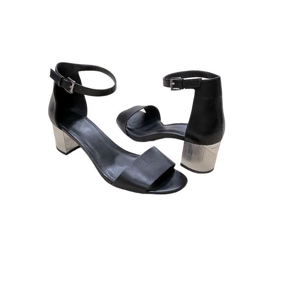 🌟Michael Kors🌟 Black Silver Sandals - Picture 1 of 4